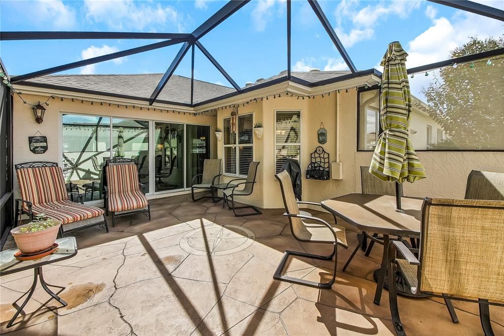 For Sale: $475,000 (2 beds, 2 baths, 2296 Square Feet)