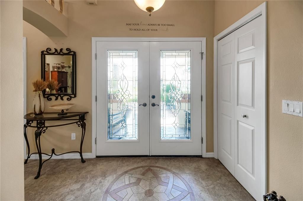For Sale: $475,000 (2 beds, 2 baths, 2296 Square Feet)