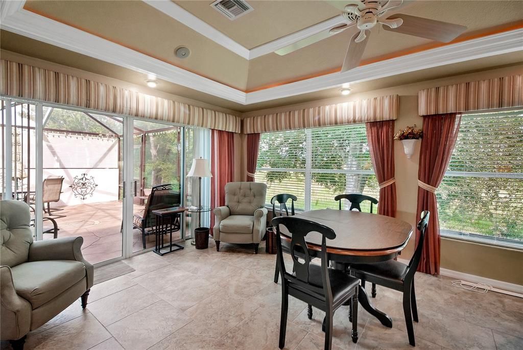 For Sale: $475,000 (2 beds, 2 baths, 2296 Square Feet)
