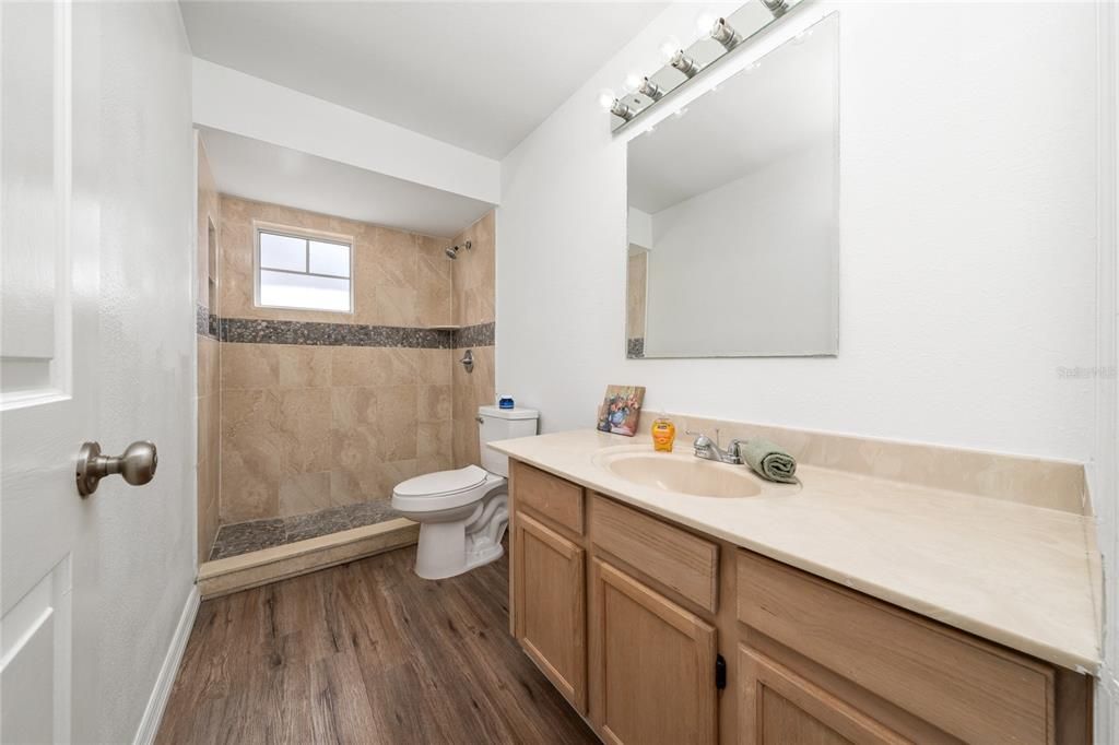 For Sale: $323,000 (3 beds, 2 baths, 1458 Square Feet)