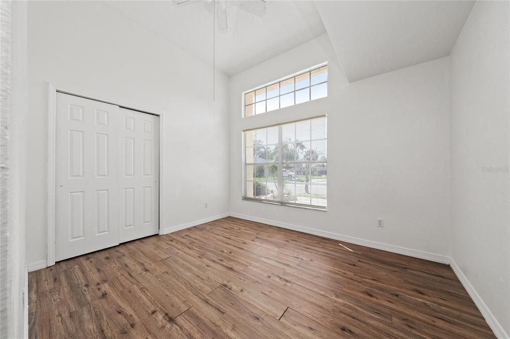For Sale: $323,000 (3 beds, 2 baths, 1458 Square Feet)