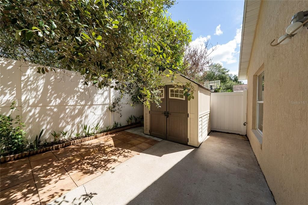 For Sale: $323,000 (3 beds, 2 baths, 1458 Square Feet)