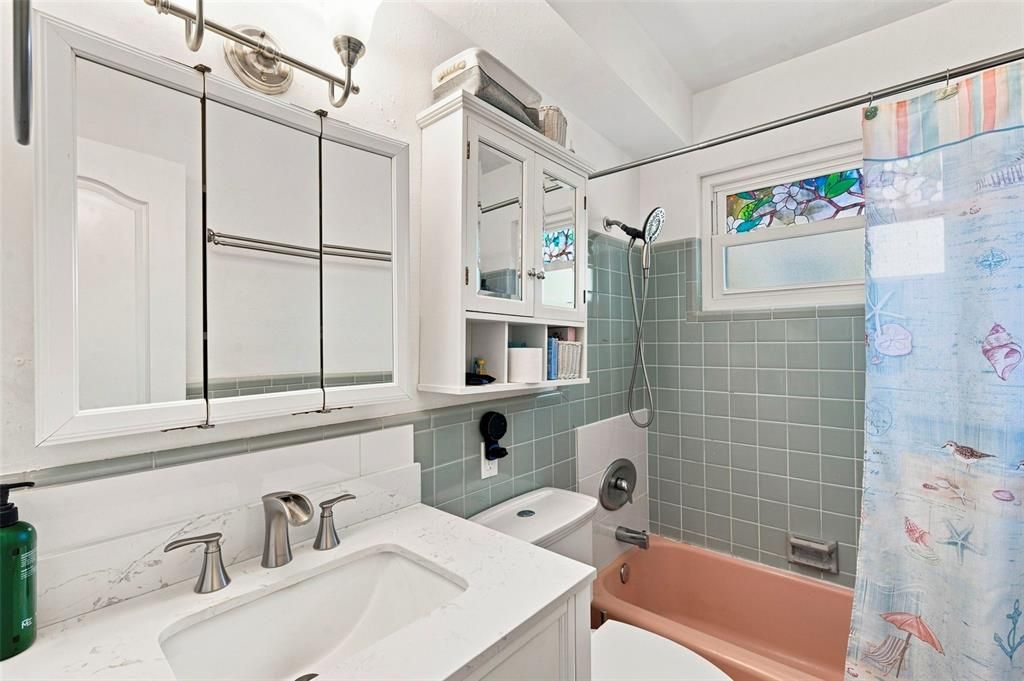 En Venta: $279,000 (2 camas, 1 baños, 936 Pies cuadrados)