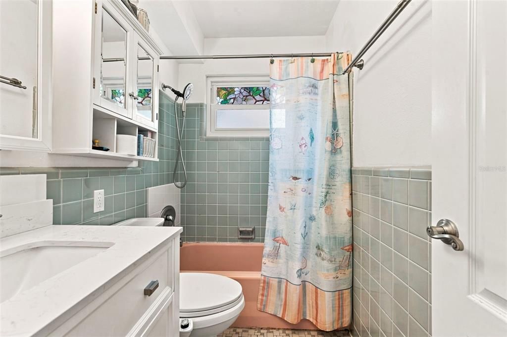 En Venta: $279,000 (2 camas, 1 baños, 936 Pies cuadrados)