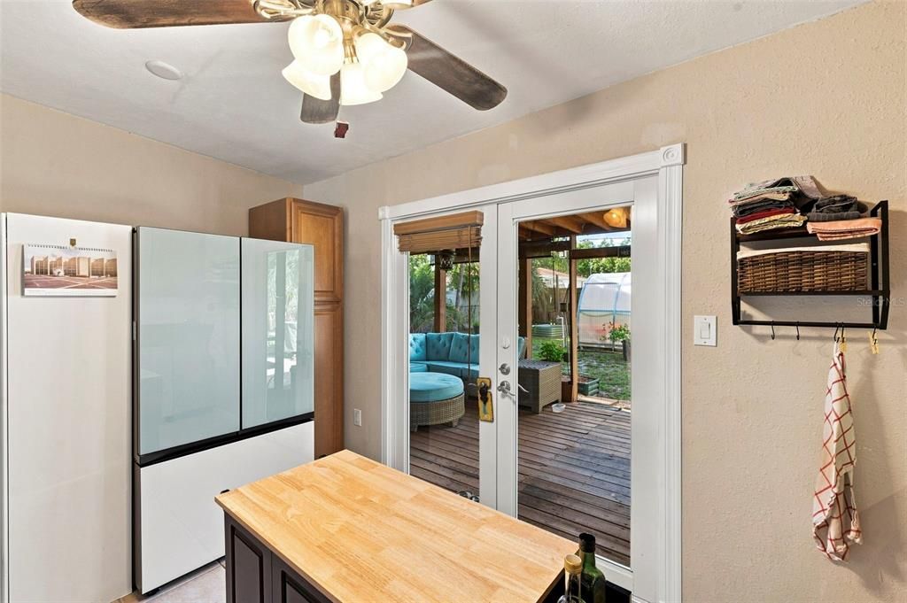 En Venta: $279,000 (2 camas, 1 baños, 936 Pies cuadrados)