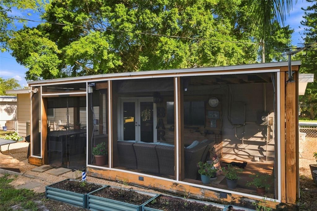 En Venta: $279,000 (2 camas, 1 baños, 936 Pies cuadrados)
