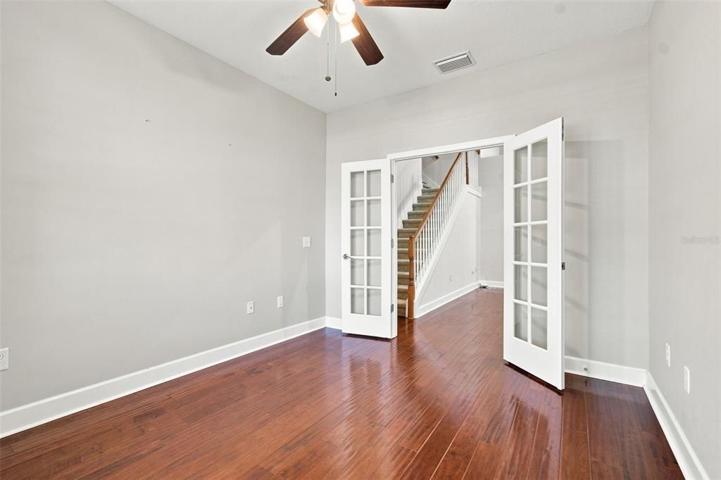 For Sale: $420,000 (3 beds, 2 baths, 2070 Square Feet)