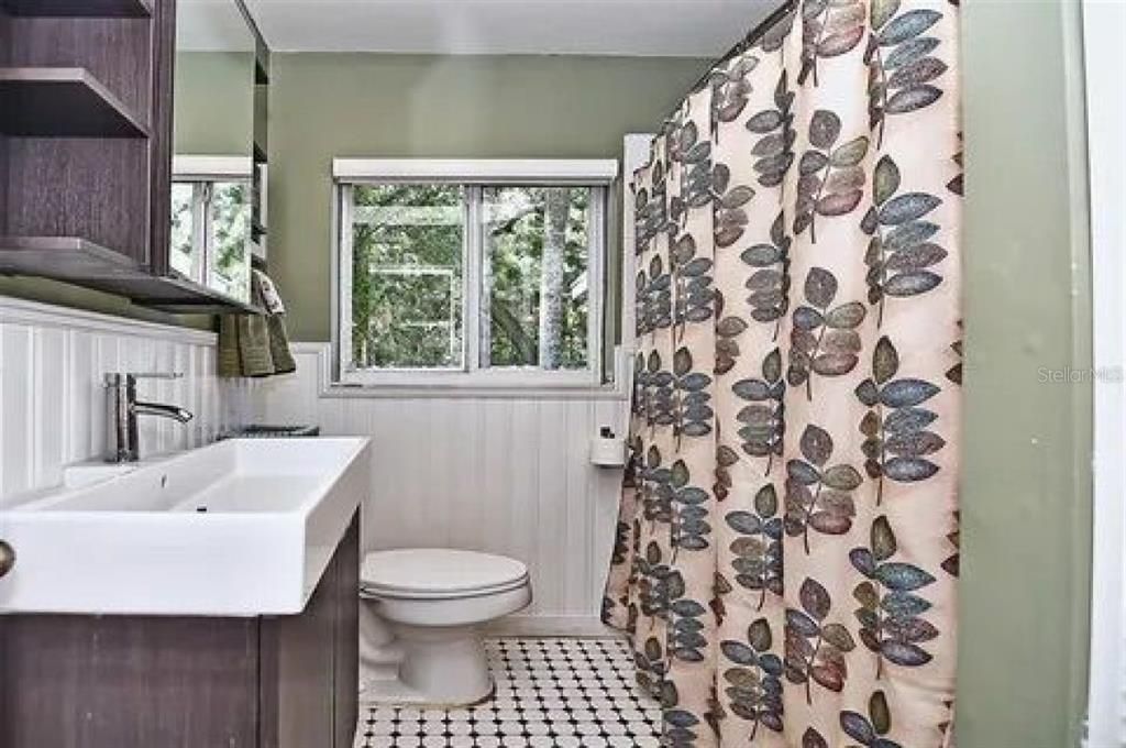 В аренду: $2,000 (2 спален, 2 ванн, 1119 Квадратных фут)
