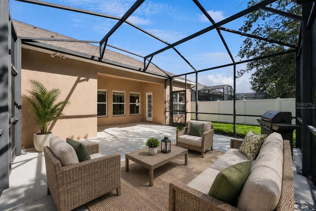 For Sale: $579,900 (5 beds, 3 baths, 2585 Square Feet)