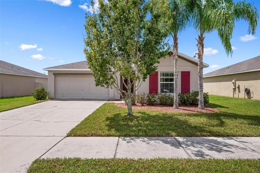 For Sale: $330,000 (4 beds, 2 baths, 1897 Square Feet)