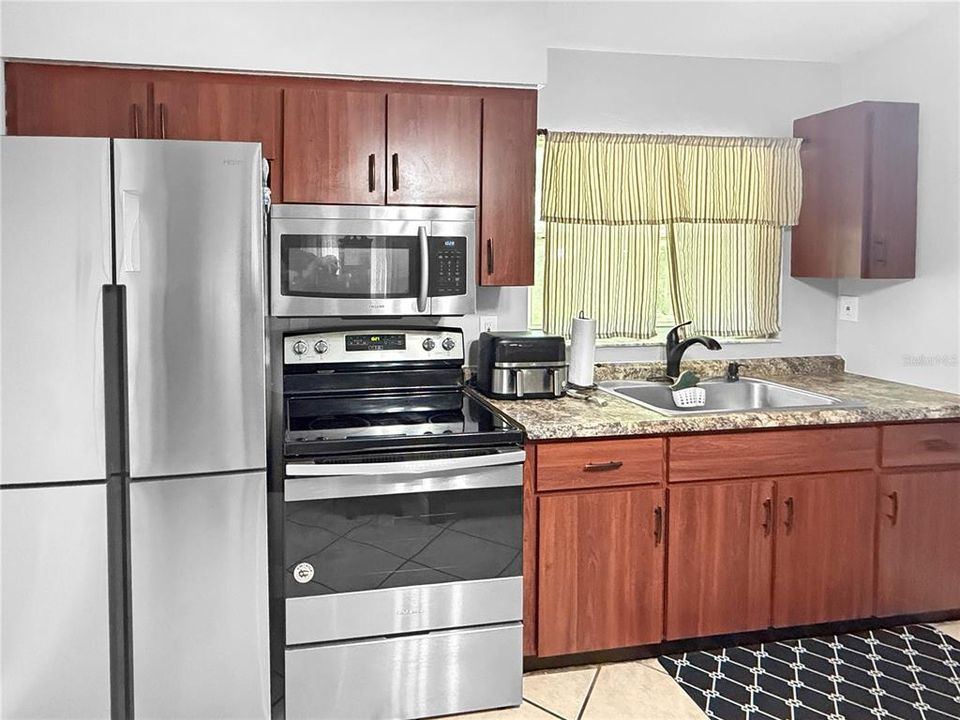 En Venta: $219,500 (2 camas, 1 baños, 816 Pies cuadrados)