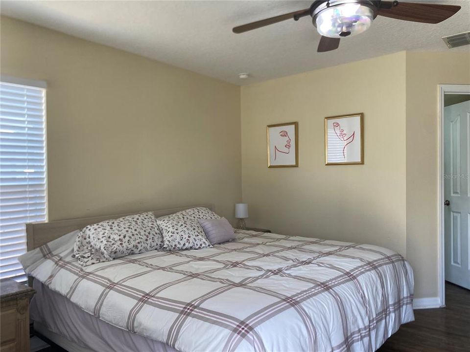 En Renta: $2,600 (4 camas, 2 baños, 1950 Pies cuadrados)