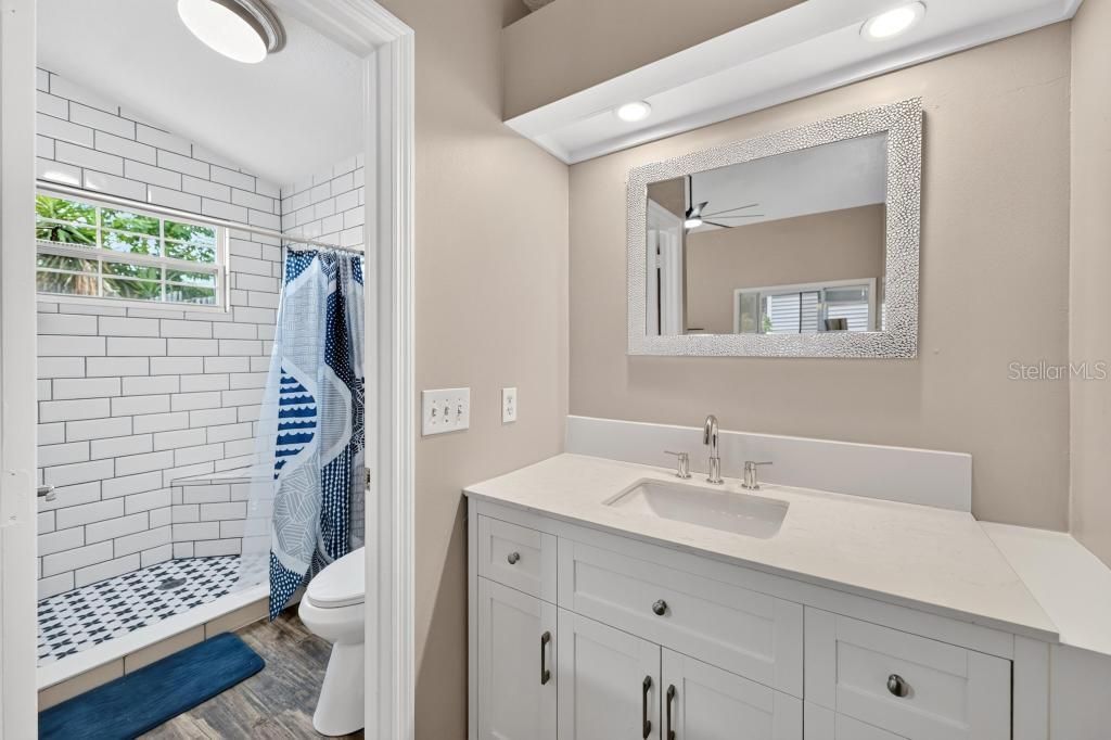 En Venta: $344,900 (3 camas, 2 baños, 1228 Pies cuadrados)