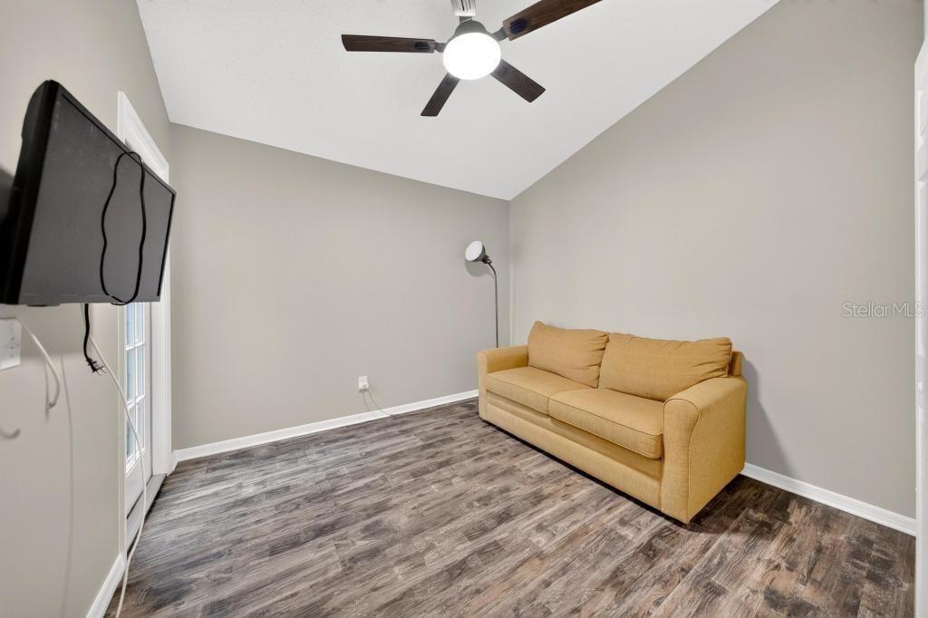 En Venta: $344,900 (3 camas, 2 baños, 1228 Pies cuadrados)