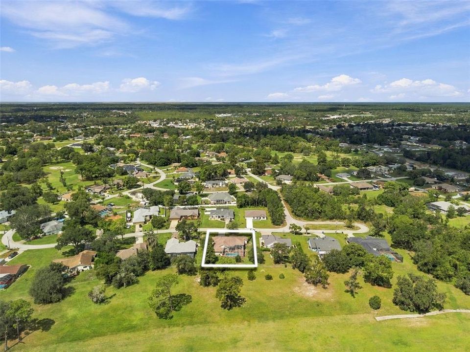 En Venta: $429,000 (4 camas, 2 baños, 2457 Pies cuadrados)