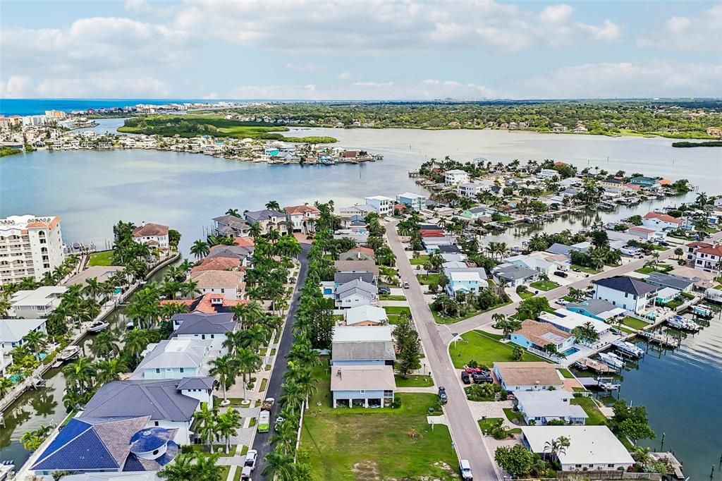 На продажу: $1,899,000 (3 спален, 3 ванн, 3304 Квадратных фут)