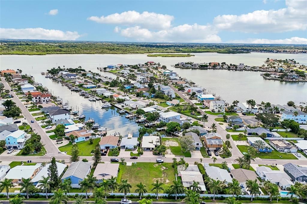 На продажу: $1,899,000 (3 спален, 3 ванн, 3304 Квадратных фут)