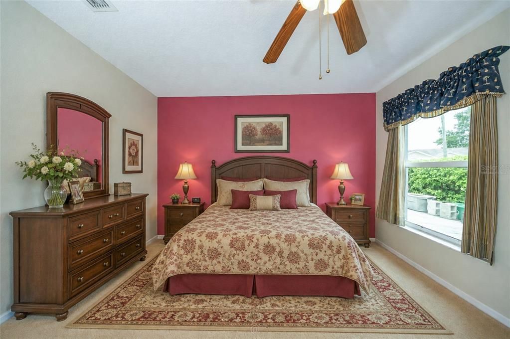 For Sale: $429,000 (3 beds, 2 baths, 1906 Square Feet)