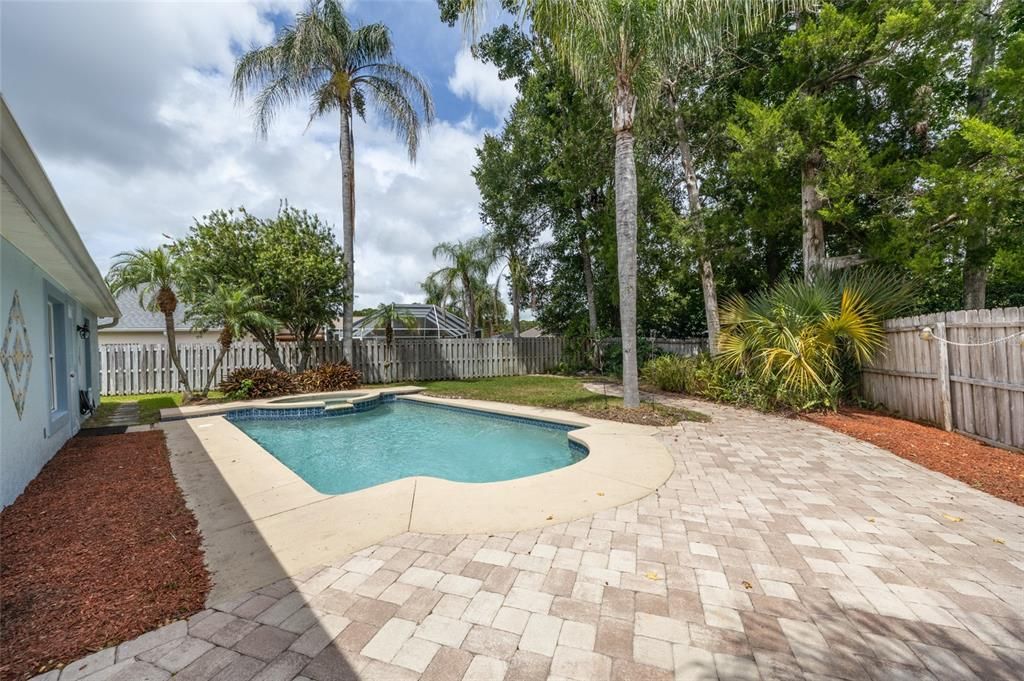 For Sale: $429,000 (3 beds, 2 baths, 1906 Square Feet)