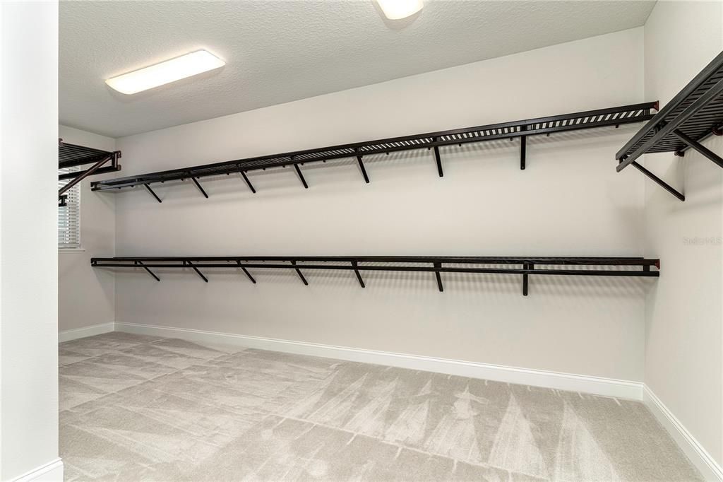 For Rent: $6,250 (4 beds, 4 baths, 3975 Square Feet)