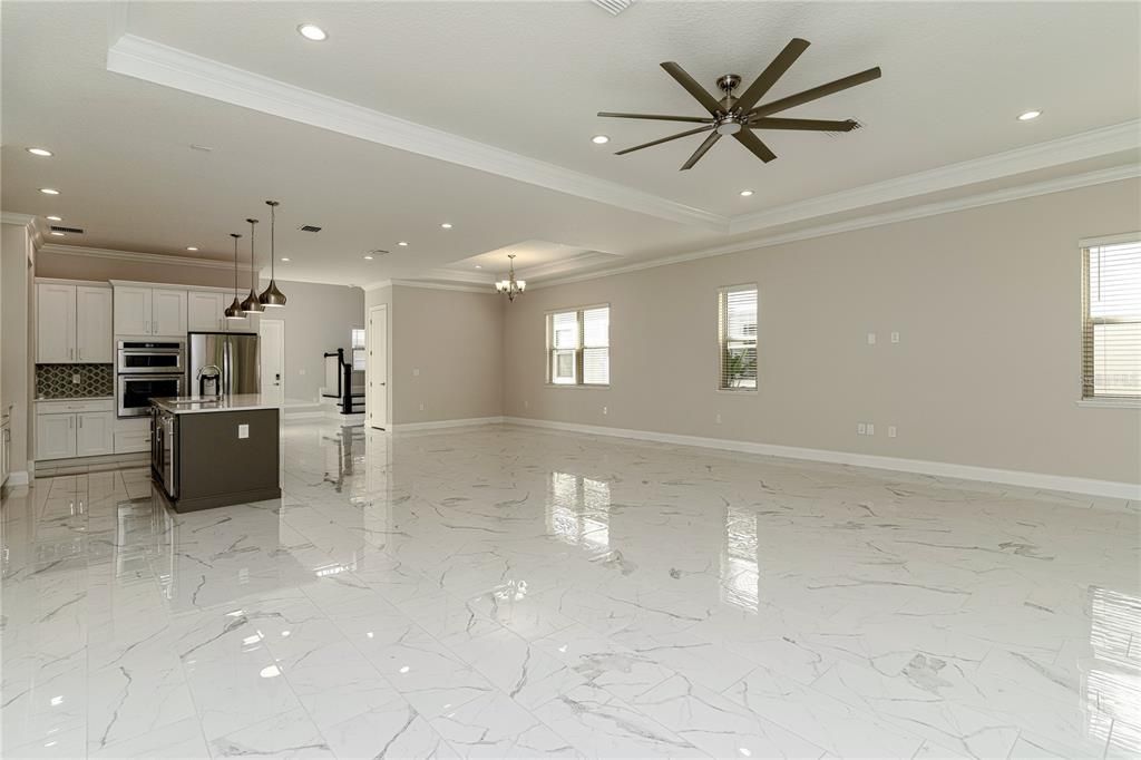 For Rent: $6,250 (4 beds, 4 baths, 3975 Square Feet)