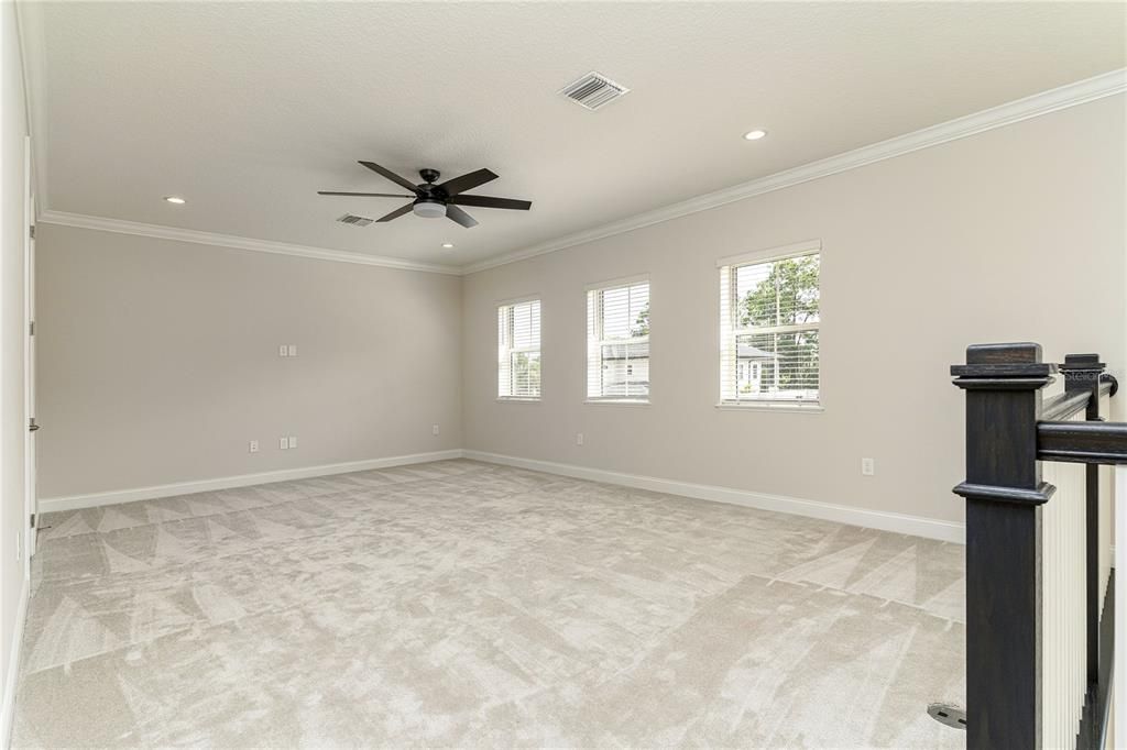For Rent: $6,250 (4 beds, 4 baths, 3975 Square Feet)