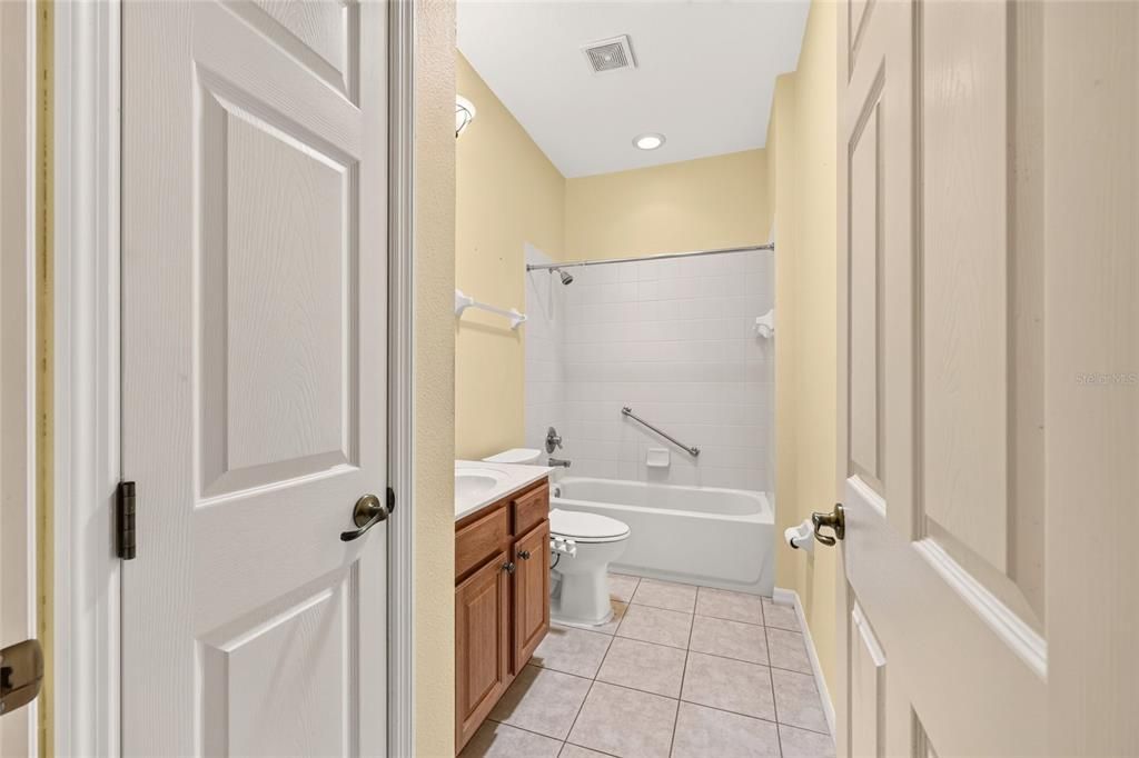 For Sale: $355,000 (3 beds, 2 baths, 2335 Square Feet)