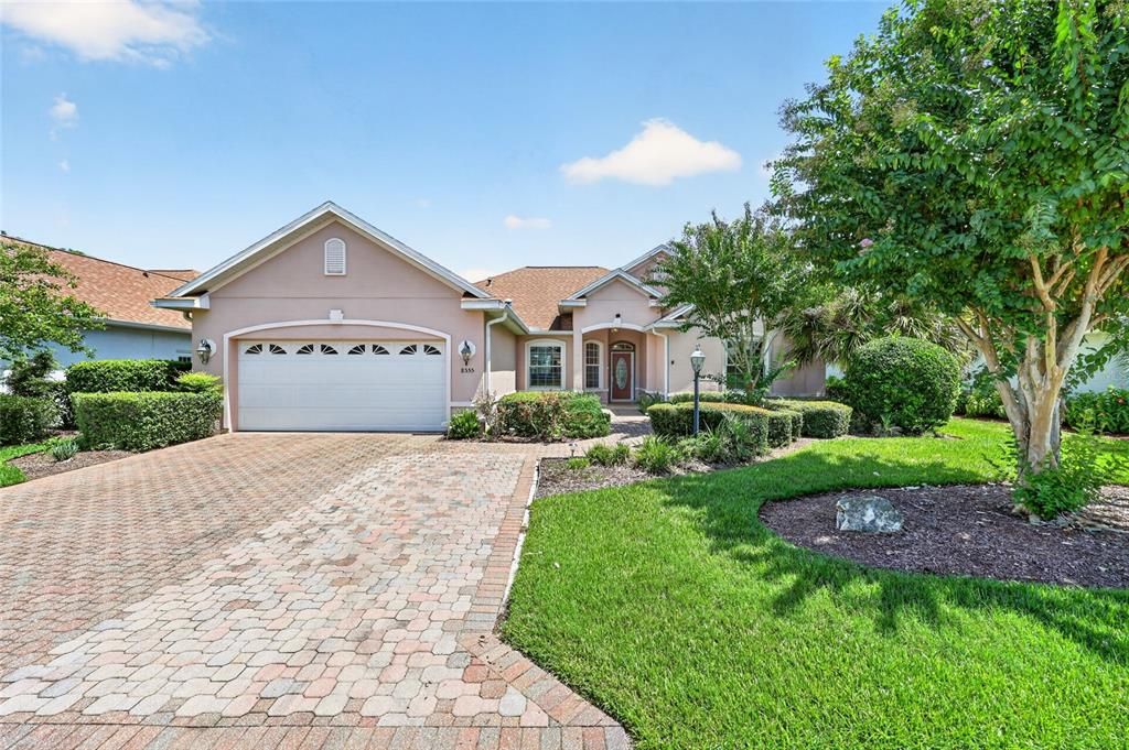 For Sale: $355,000 (3 beds, 2 baths, 2335 Square Feet)