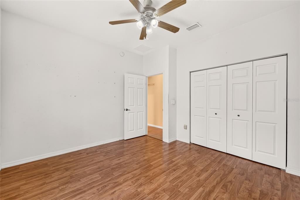 For Sale: $355,000 (3 beds, 2 baths, 2335 Square Feet)