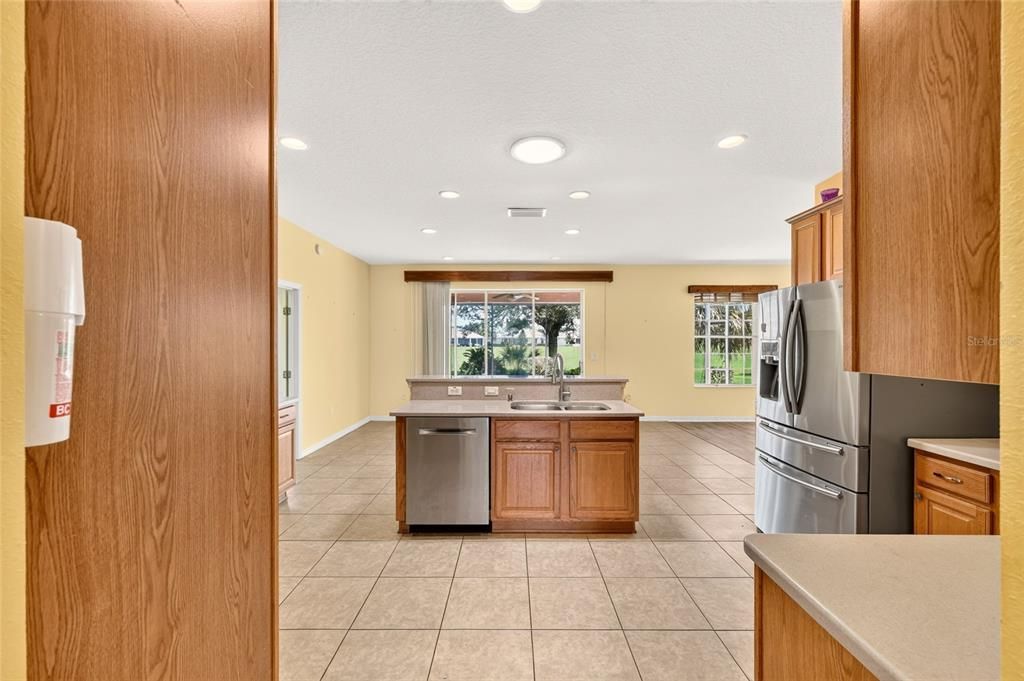 For Sale: $355,000 (3 beds, 2 baths, 2335 Square Feet)