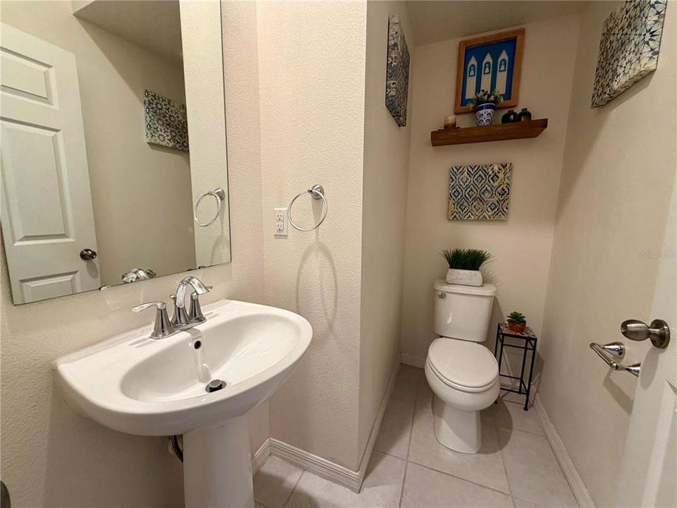 For Sale: $310,000 (3 beds, 2 baths, 1603 Square Feet)