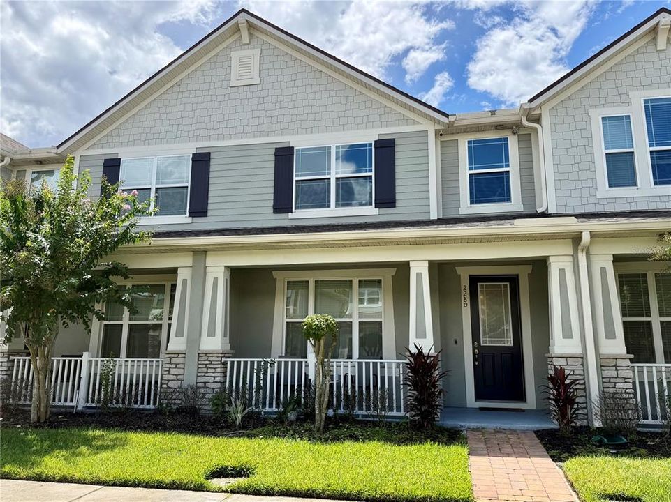 For Sale: $310,000 (3 beds, 2 baths, 1603 Square Feet)
