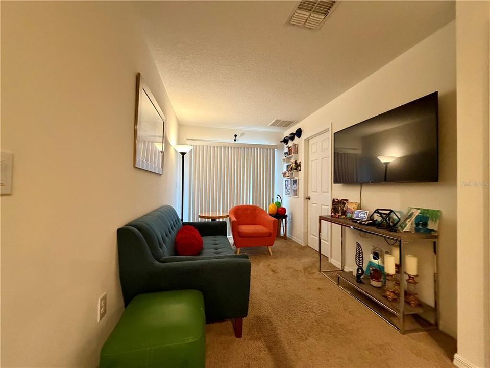 For Sale: $310,000 (3 beds, 2 baths, 1603 Square Feet)