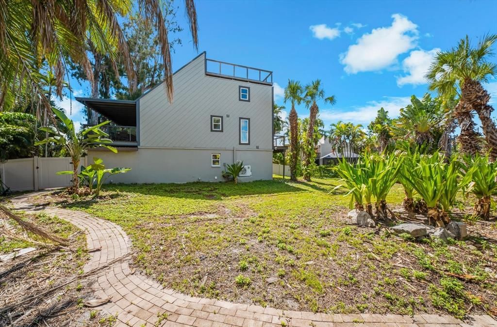 En Venta: $1,500,000 (3 camas, 3 baños, 2082 Pies cuadrados)
