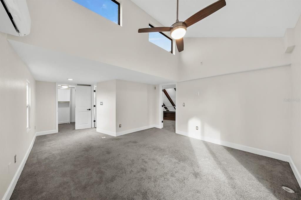 En Venta: $1,500,000 (3 camas, 3 baños, 2082 Pies cuadrados)