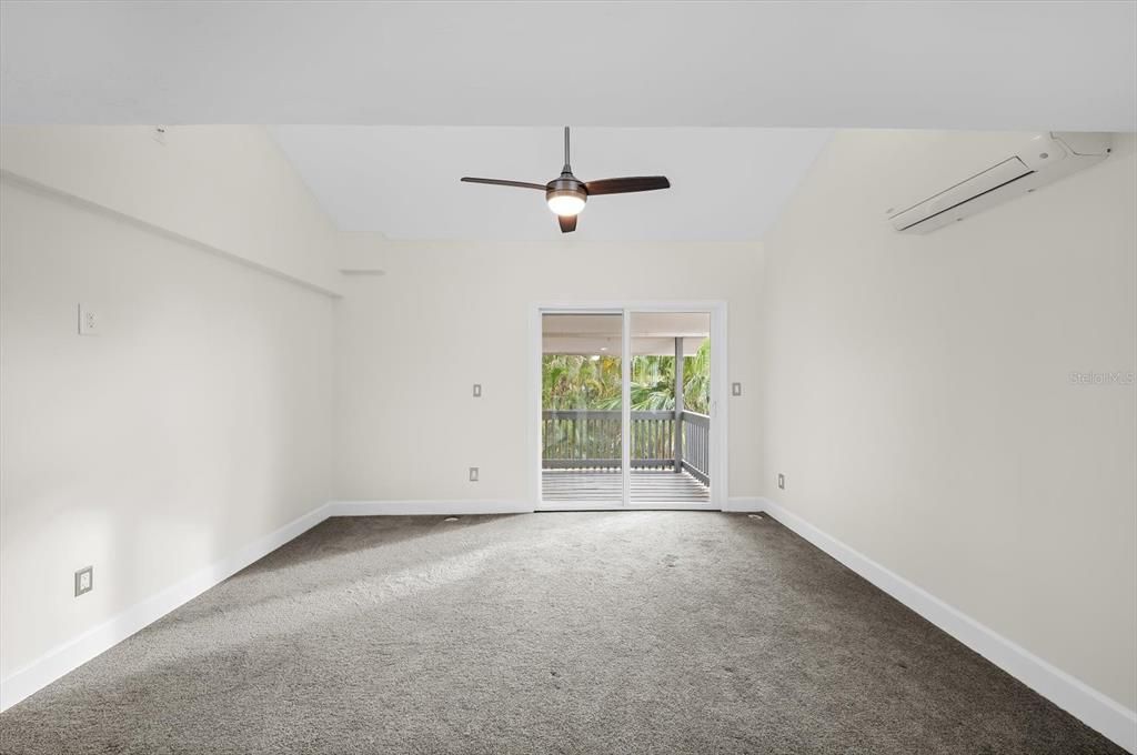 En Venta: $1,500,000 (3 camas, 3 baños, 2082 Pies cuadrados)