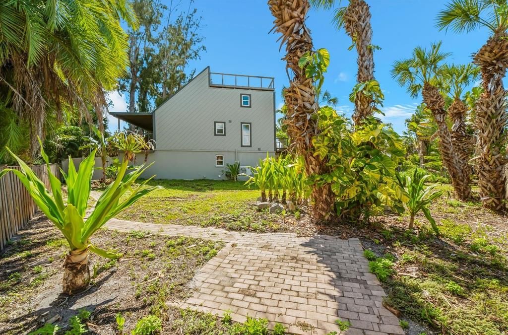 En Venta: $1,500,000 (3 camas, 3 baños, 2082 Pies cuadrados)