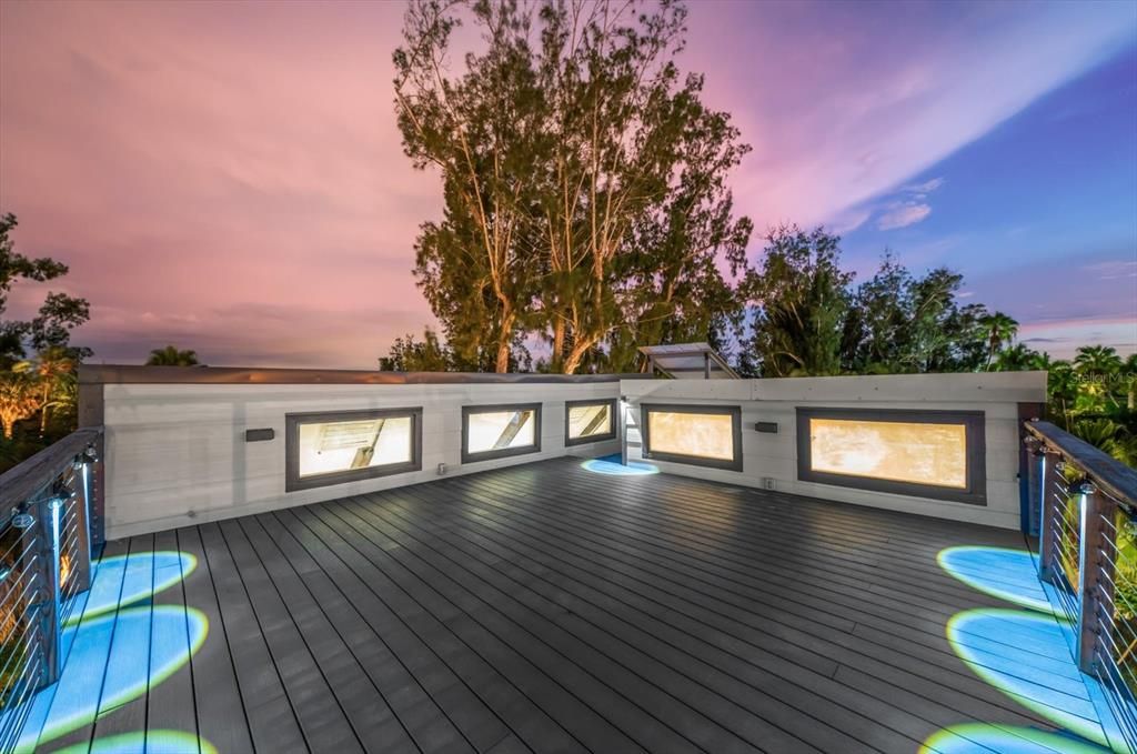En Venta: $1,500,000 (3 camas, 3 baños, 2082 Pies cuadrados)