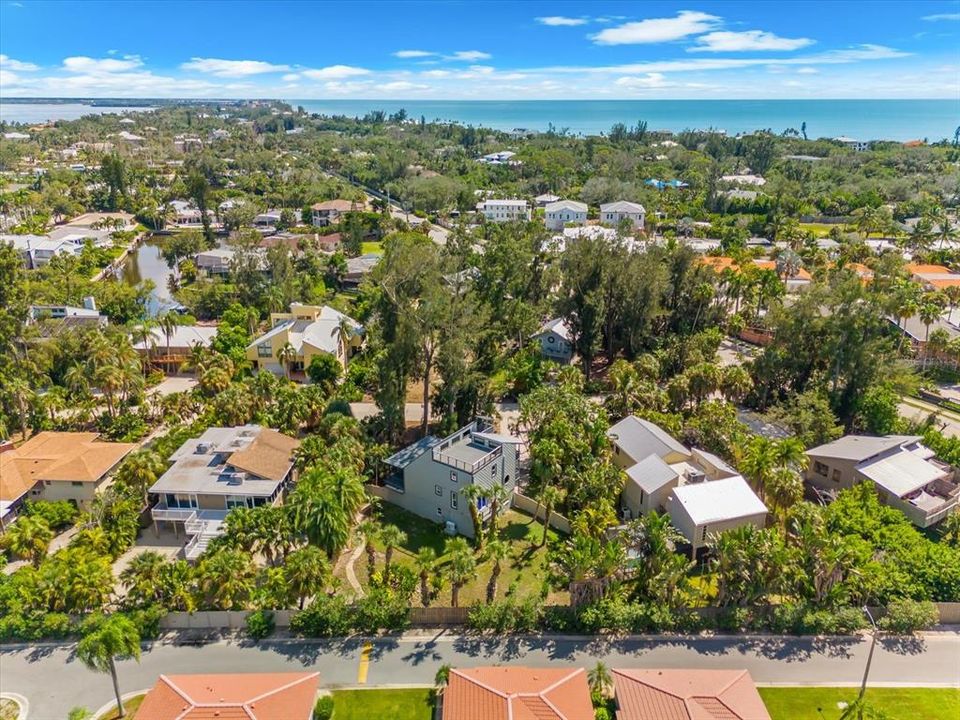En Venta: $1,500,000 (3 camas, 3 baños, 2082 Pies cuadrados)