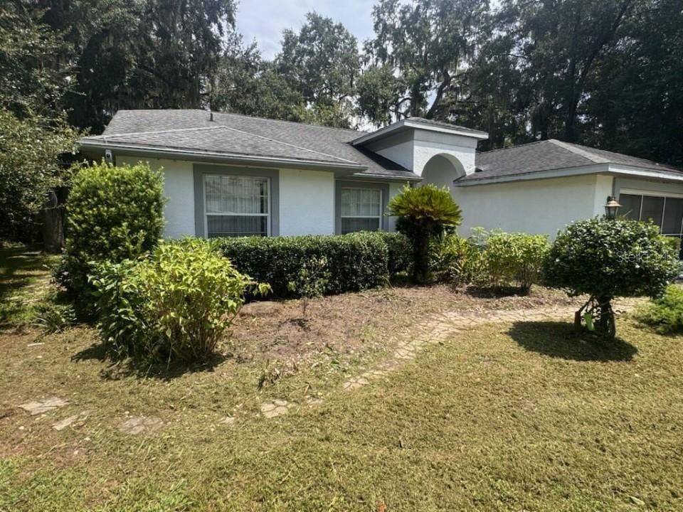 For Sale: $249,900 (3 beds, 2 baths, 1500 Square Feet)