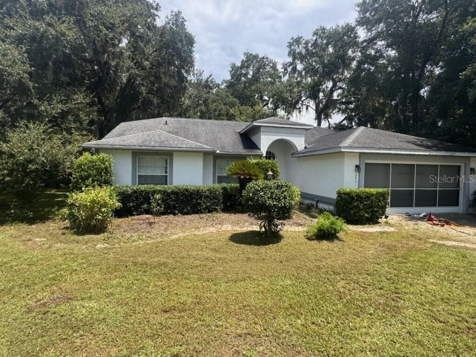 For Sale: $249,900 (3 beds, 2 baths, 1500 Square Feet)