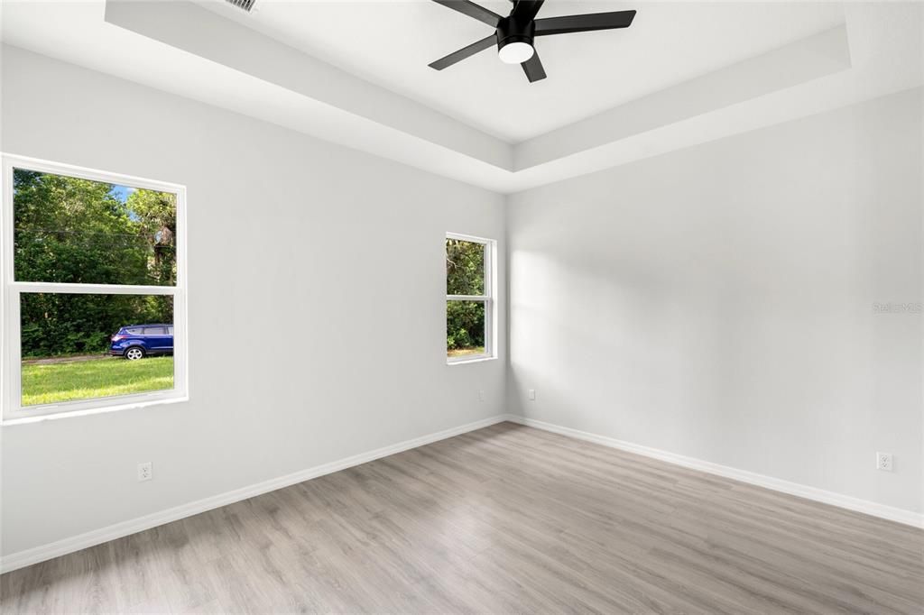 For Sale: $999,999 (3 beds, 2 baths, 1886 Square Feet)