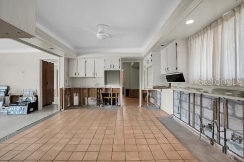 На продажу: $1,495,000 (3 спален, 2 ванн, 2464 Квадратных фут)