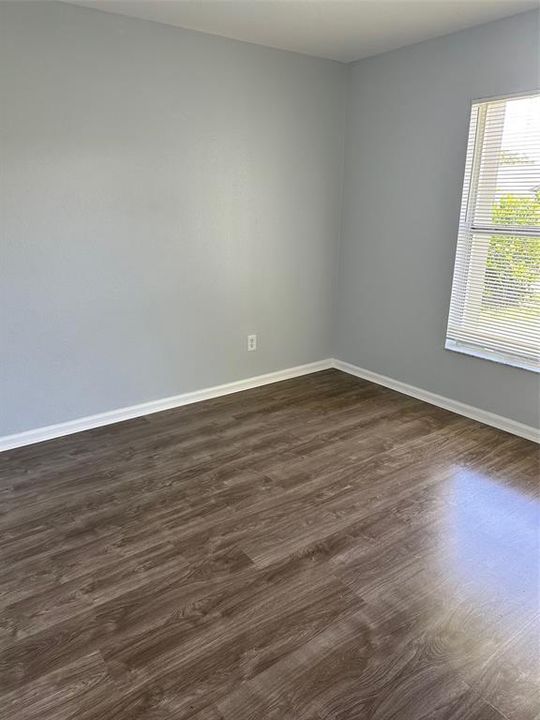 For Rent: $2,000 (3 beds, 2 baths, 1410 Square Feet)
