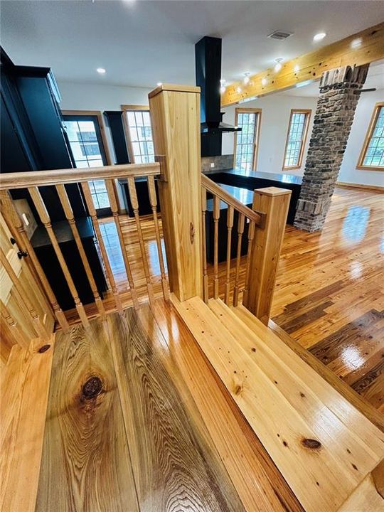 En Venta: $909,000 (4 camas, 3 baños, 2597 Pies cuadrados)