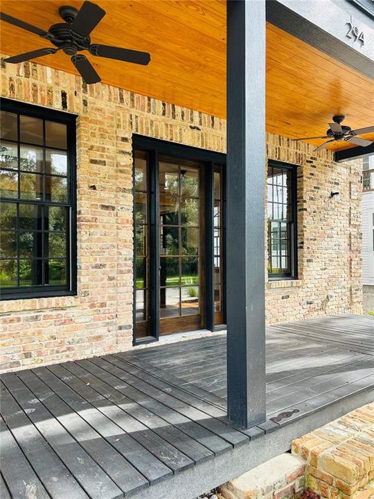 En Venta: $909,000 (4 camas, 3 baños, 2597 Pies cuadrados)