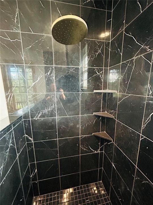 En Venta: $909,000 (4 camas, 3 baños, 2597 Pies cuadrados)