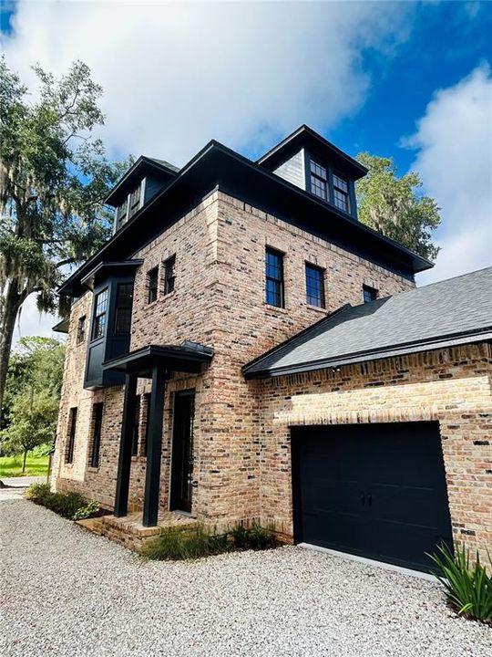 En Venta: $909,000 (4 camas, 3 baños, 2597 Pies cuadrados)
