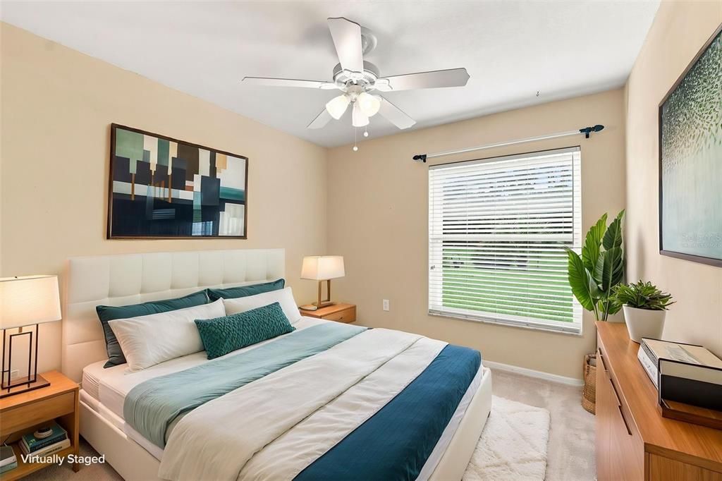 En Venta: $329,900 (4 camas, 2 baños, 1378 Pies cuadrados)