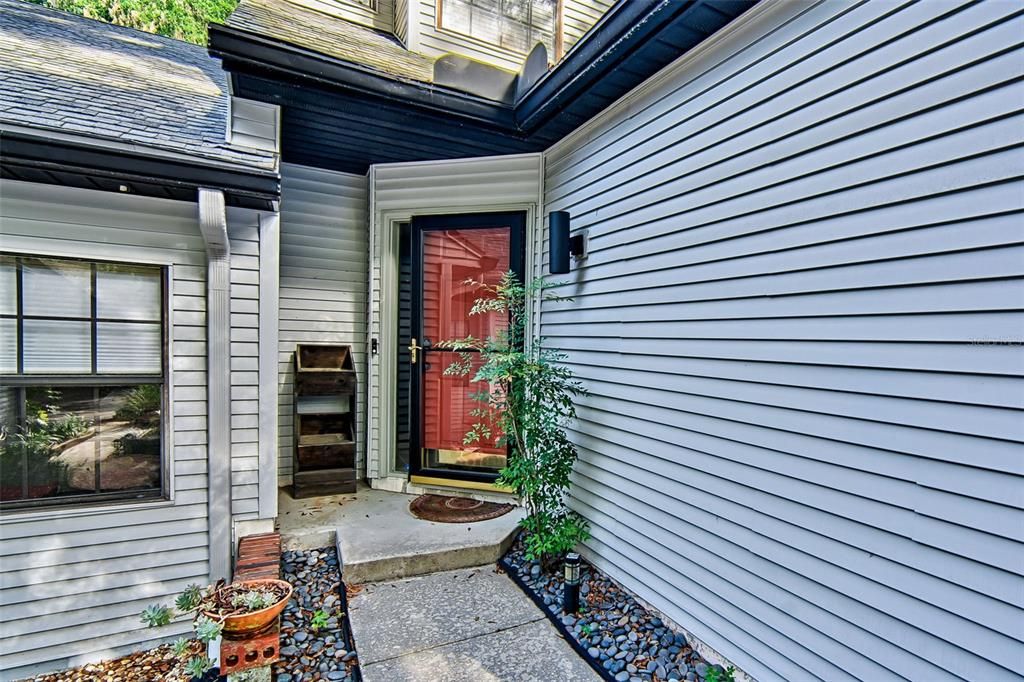 For Sale: $210,000 (2 beds, 2 baths, 1414 Square Feet)